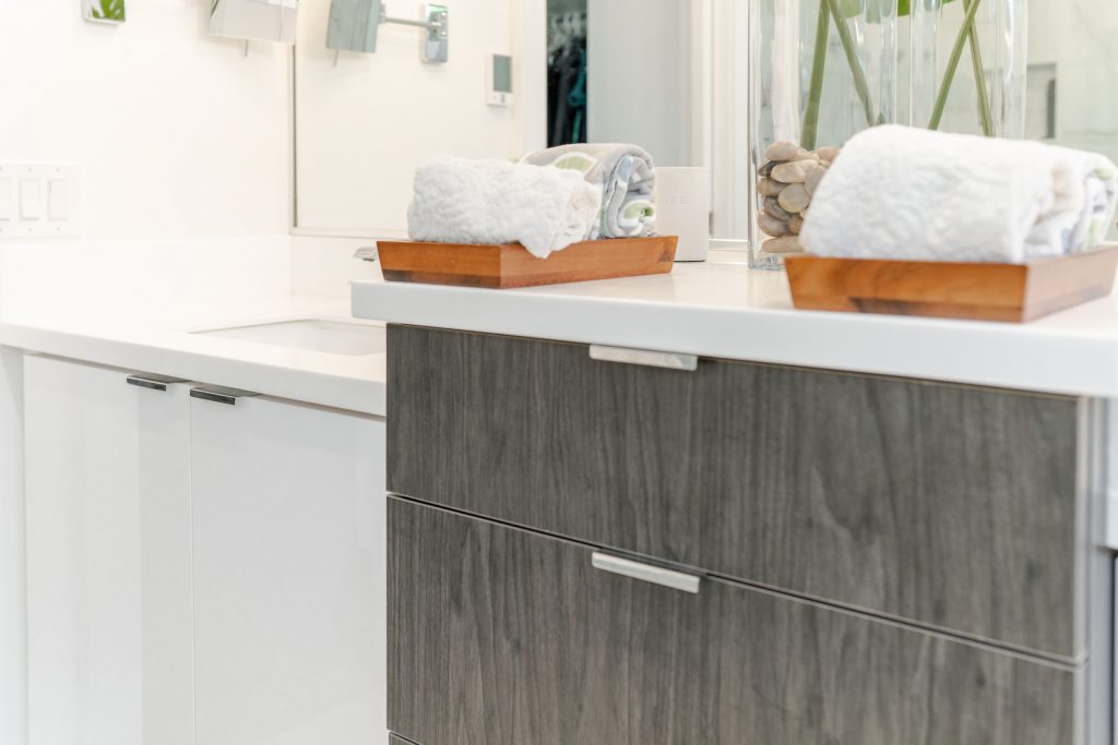 Bathroom cabinet countertops